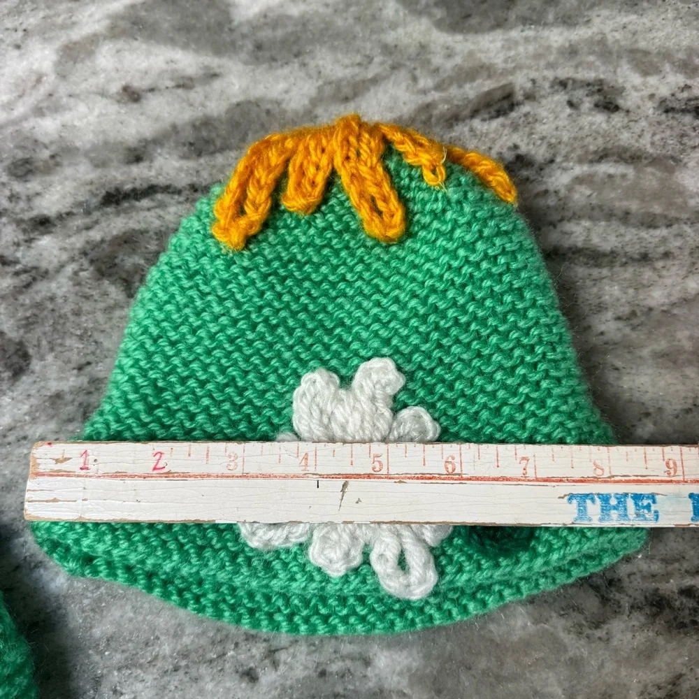 Vintage Hand Knit Crochet Bathroom Set – 3 Pieces, Green with Flowers